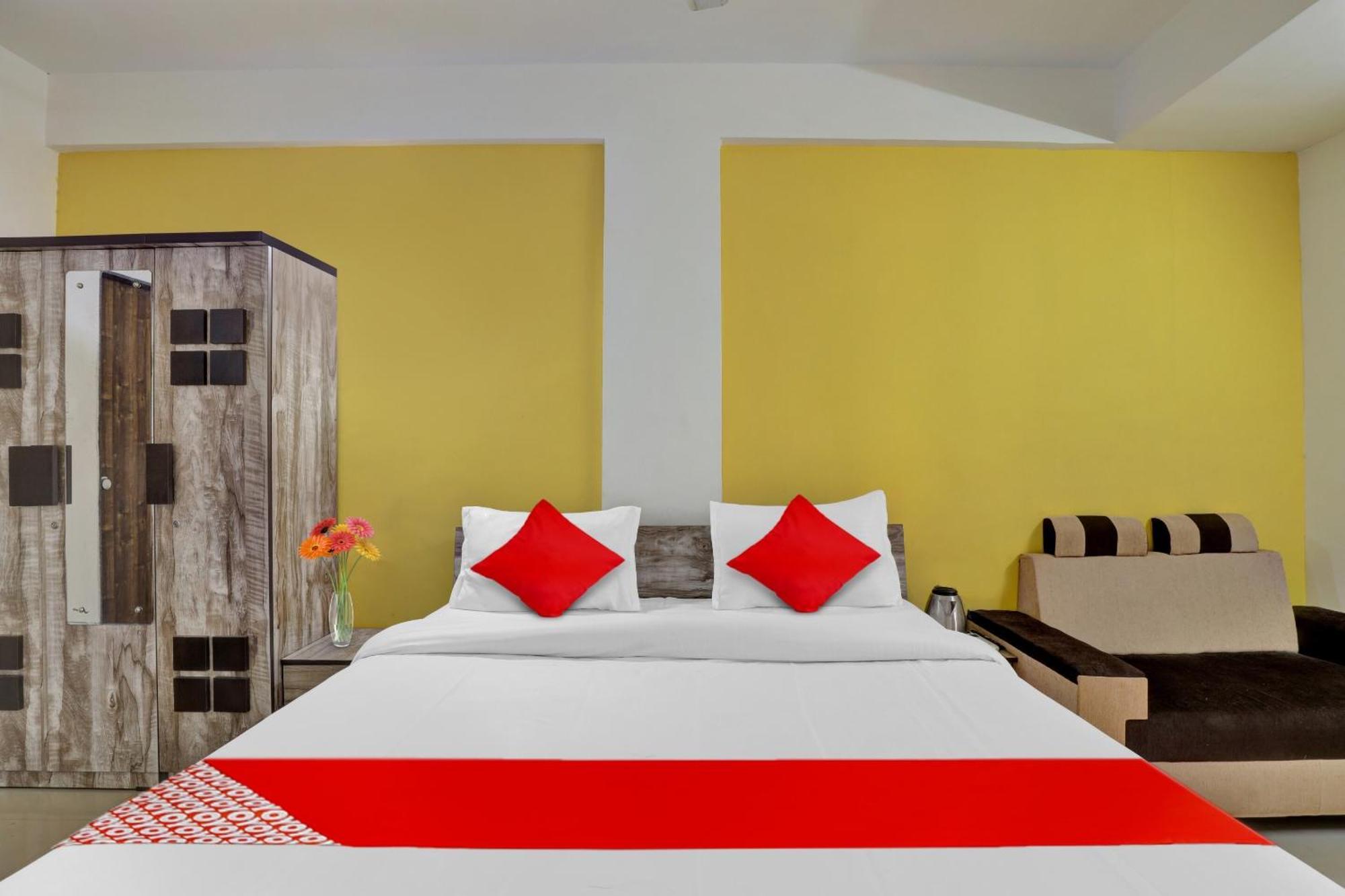 Fabhotel Relax Gandhinagar Eksteriør billede