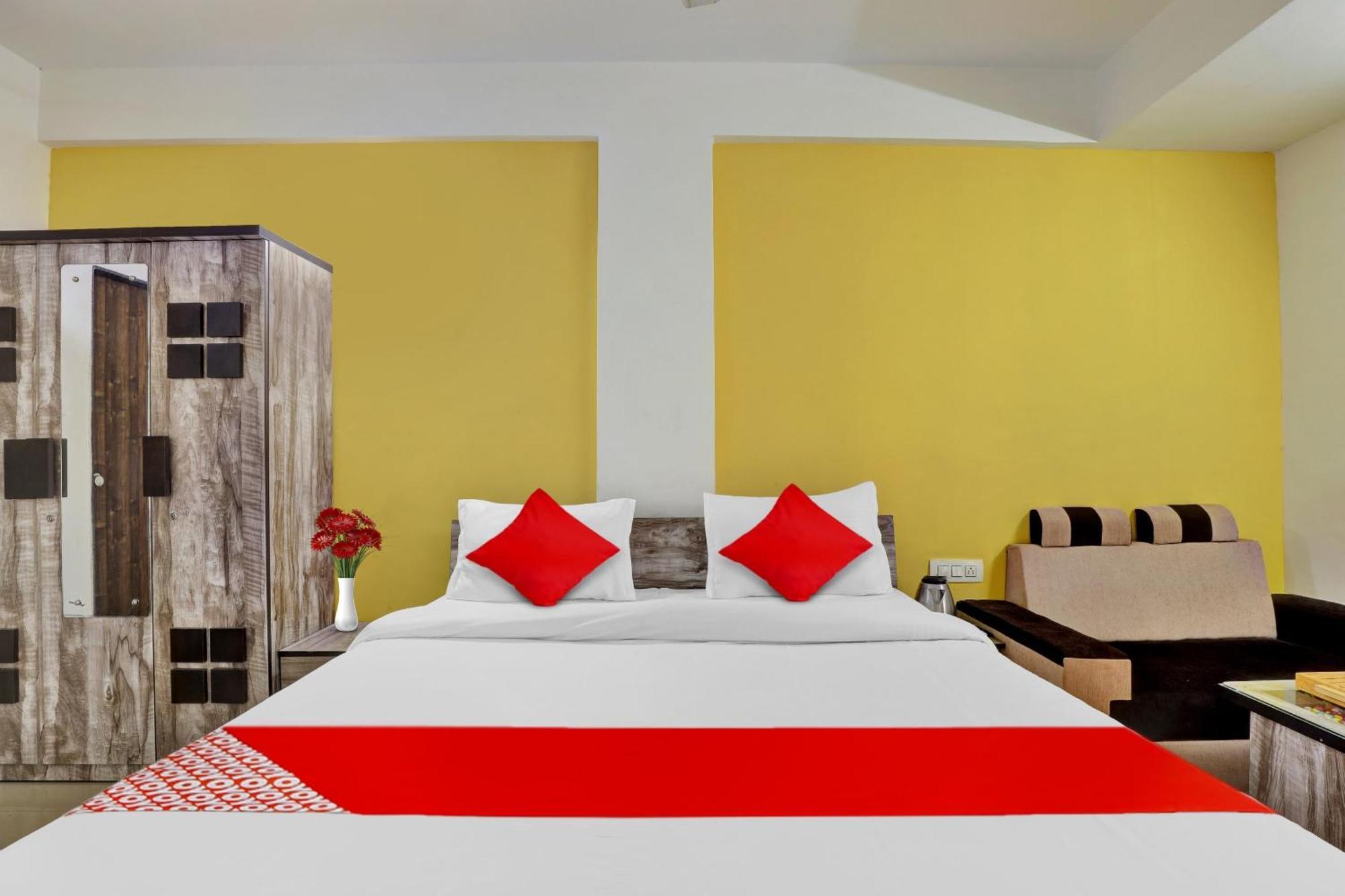 Fabhotel Relax Gandhinagar Eksteriør billede