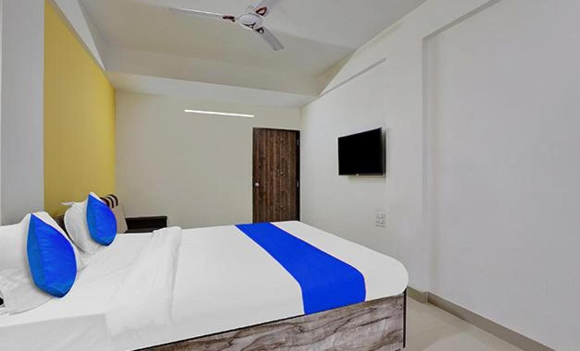 Fabhotel Relax Gandhinagar Eksteriør billede