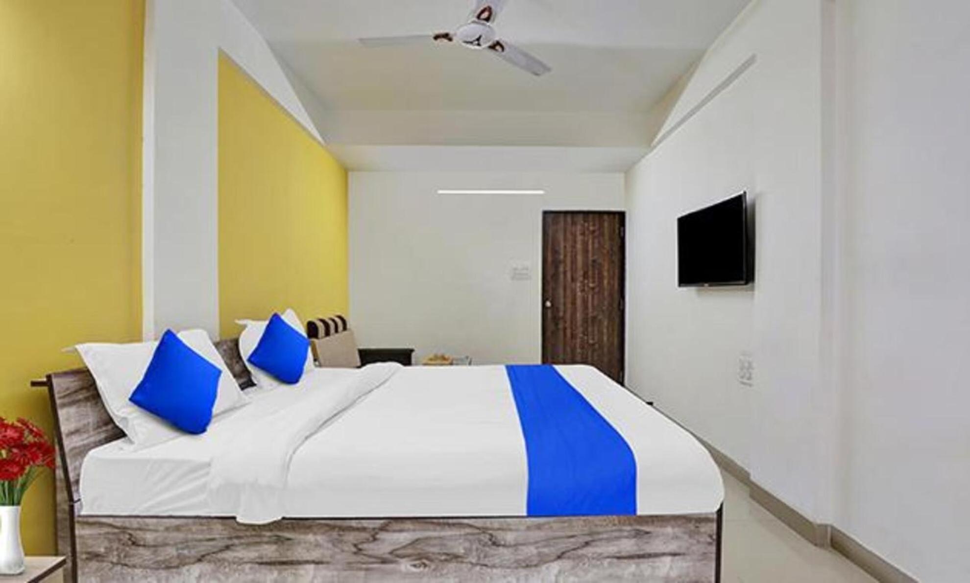 Fabhotel Relax Gandhinagar Eksteriør billede